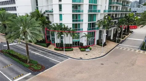 Downtown Miami Cafe For Sale Miami FL 33130