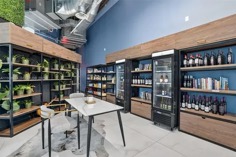 Downtown Miami Cafe For Sale Miami FL 33130
