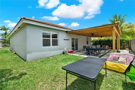 3472 NE 2nd Street Homestead FL 33033