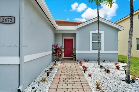 3472 NE 2nd Street Homestead FL 33033