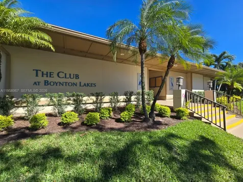 5 Rogart Circle Boynton Beach FL 33426