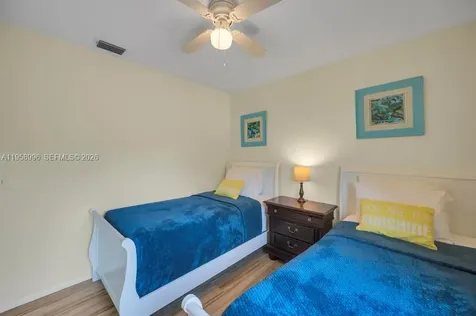 1803 E Easy Street Fort Pierce FL 34982