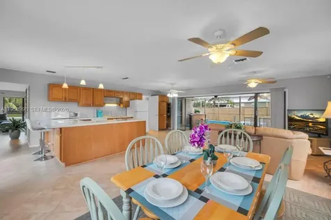 1803 E Easy Street Fort Pierce FL 34982