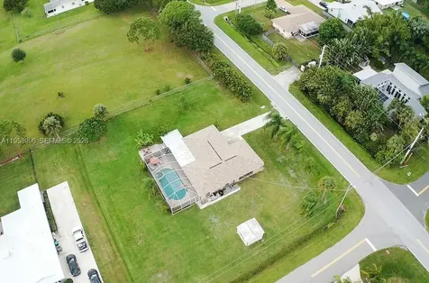 1803 E Easy Street Fort Pierce FL 34982