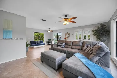 1803 E Easy Street Fort Pierce FL 34982