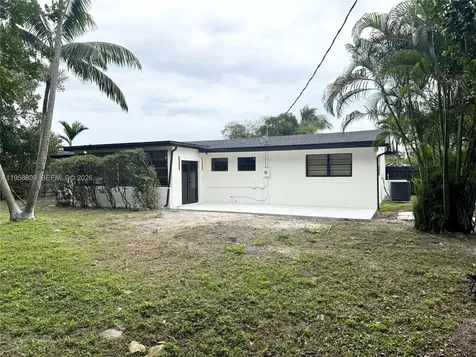 19732 NE 12th Place Miami FL 33179