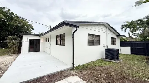 19732 NE 12th Place Miami FL 33179