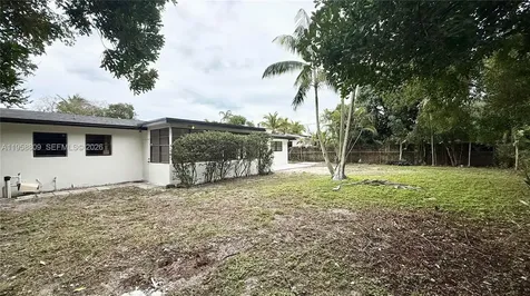19732 NE 12th Place Miami FL 33179