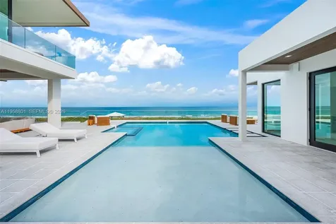 4610 N Highway A1a Hutchinson Island FL 34949