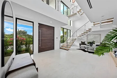 4610 N Highway A1a Hutchinson Island FL 34949