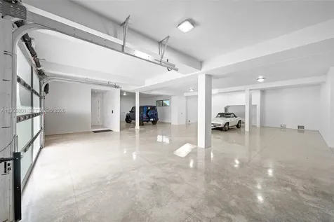 4610 N Highway A1a Hutchinson Island FL 34949