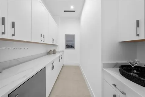 4610 N Highway A1a Hutchinson Island FL 34949