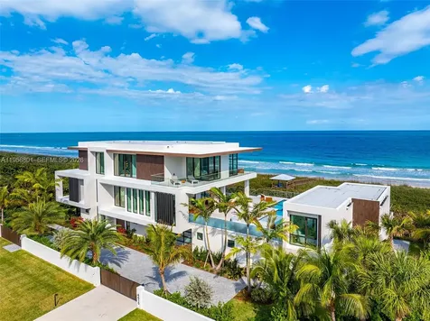 4610 N Highway A1a Hutchinson Island FL 34949