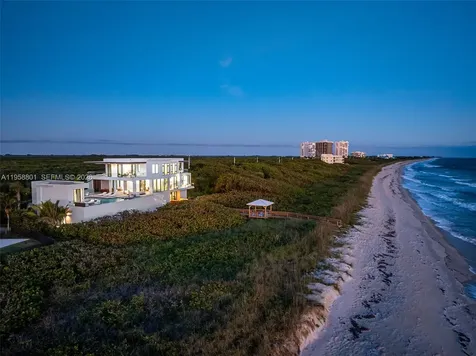 4610 N Highway A1a Hutchinson Island FL 34949