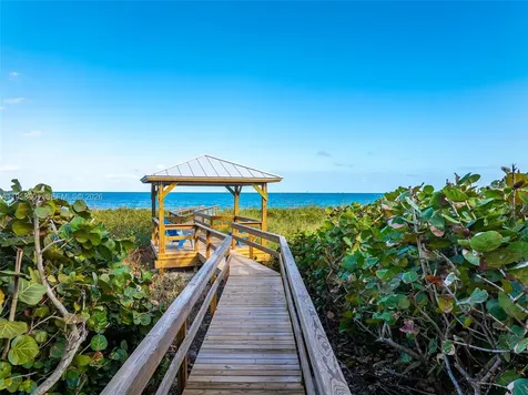 4610 N Highway A1a Hutchinson Island FL 34949