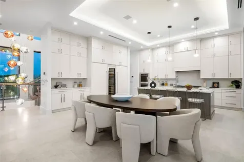4610 N Highway A1a Hutchinson Island FL 34949
