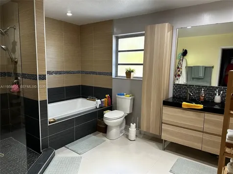 3860 SW 121st Avenue Miami FL 33175