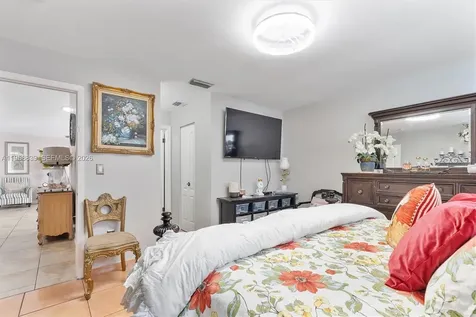 16834 NW 70th Avenue Hialeah FL 33015