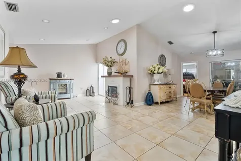 16834 NW 70th Avenue Hialeah FL 33015