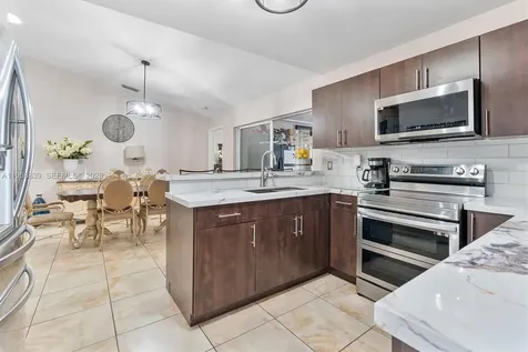 16834 NW 70th Avenue Hialeah FL 33015