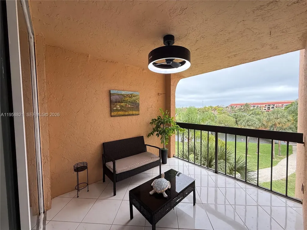 950 Egret Circle Delray Beach FL 33444