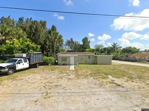 700 SW 8th Street Pompano Beach FL 33060
