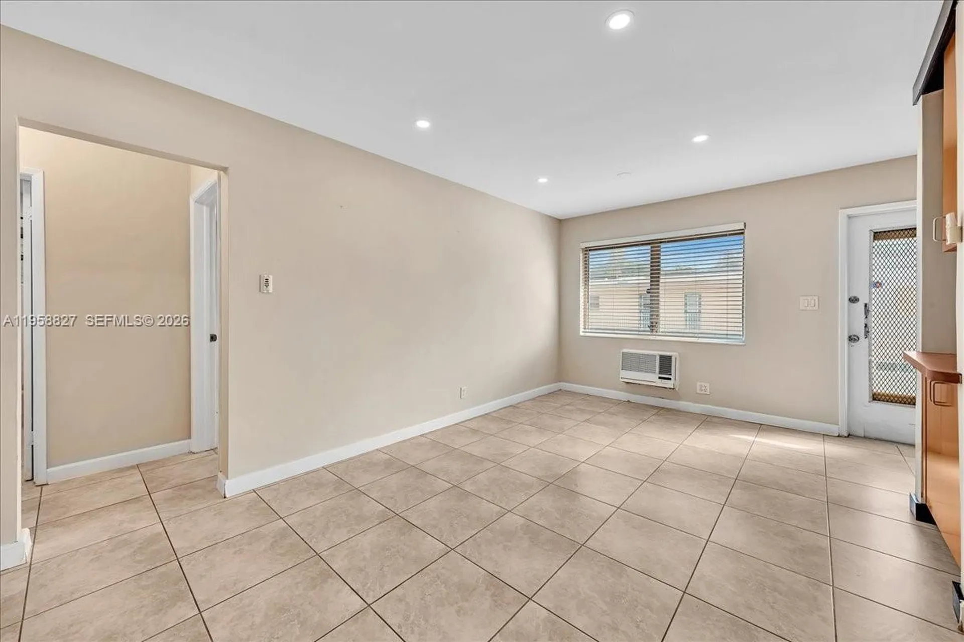 707 S 19th Avenue Hollywood FL 33020