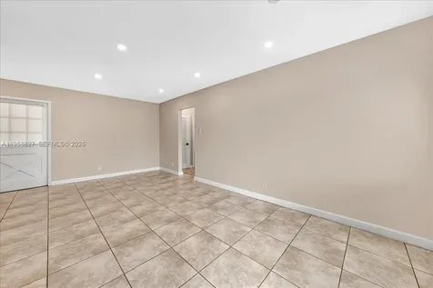 707 S 19th Avenue Hollywood FL 33020