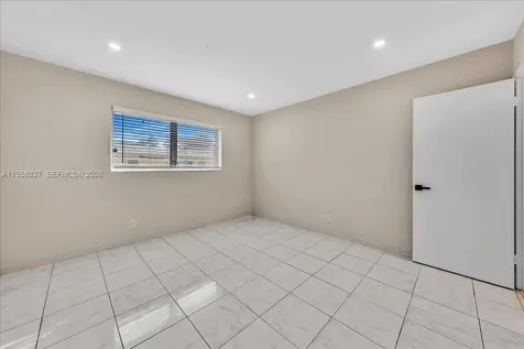 707 S 19th Avenue Hollywood FL 33020