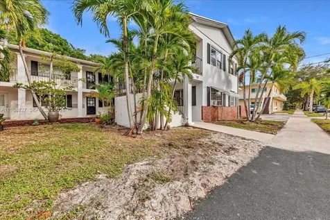 707 S 19th Avenue Hollywood FL 33020