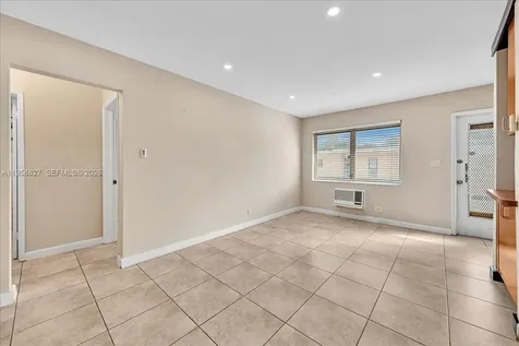 707 S 19th Avenue Hollywood FL 33020