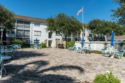 1501 S Ocean Boulevard Lauderdale By The Sea FL 33062