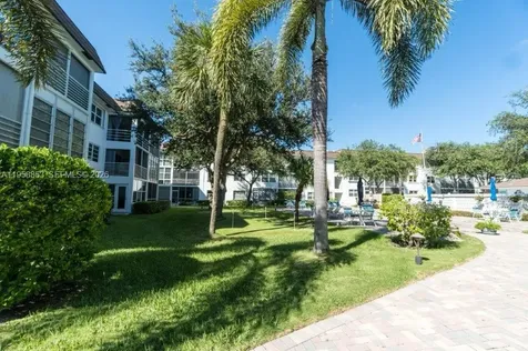 1501 S Ocean Boulevard Lauderdale By The Sea FL 33062