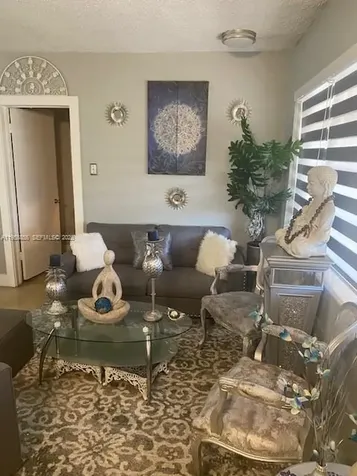 691 E 62nd Street Hialeah FL 33013