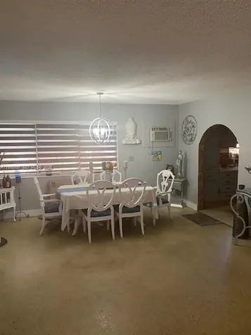 691 E 62nd Street Hialeah FL 33013