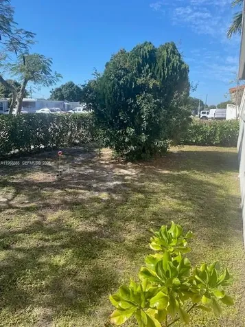 691 E 62nd Street Hialeah FL 33013