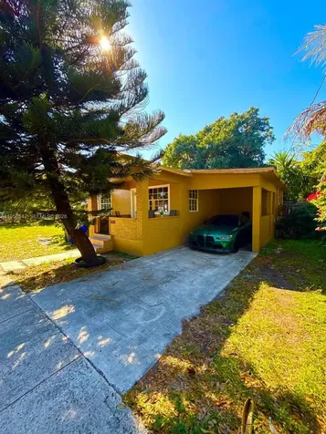 1100 N 24th Avenue Hollywood FL 33020