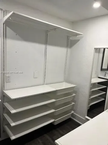 3008 NW 13th Street Miami FL 33125