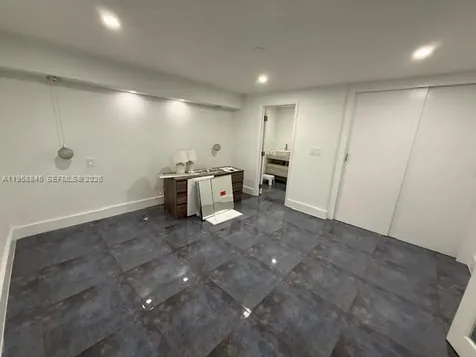 3008 NW 13th Street Miami FL 33125
