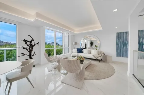 100 S Pointe Drive Miami Beach FL 33139