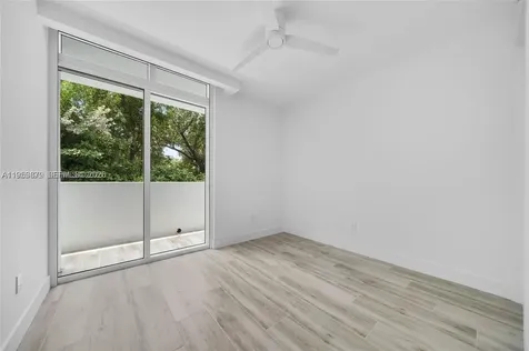 100 S Pointe Drive Miami Beach FL 33139