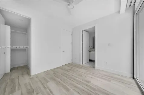 100 S Pointe Drive Miami Beach FL 33139