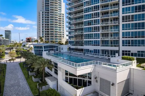 100 S Pointe Drive Miami Beach FL 33139