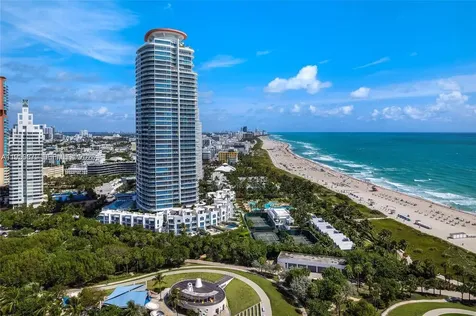 100 S Pointe Drive Miami Beach FL 33139