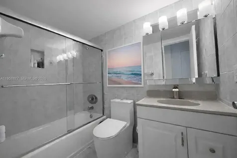 1228 West Avenue Miami Beach FL 33139