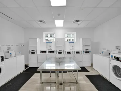 1228 West Avenue Miami Beach FL 33139