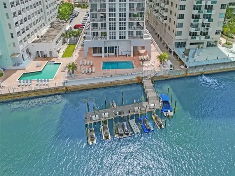 1228 West Avenue Miami Beach FL 33139