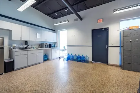 2980 W Oakland Park Boulevard Oakland Park FL 33311