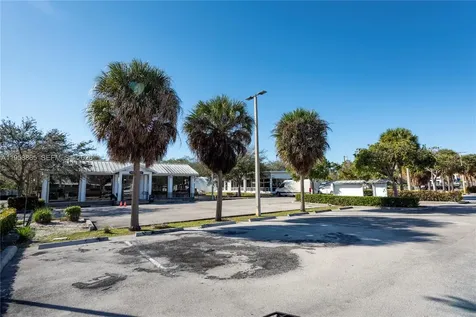 2980 W Oakland Park Boulevard Oakland Park FL 33311
