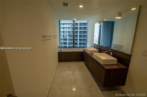 1000 Brickell Plaza Miami FL 33131
